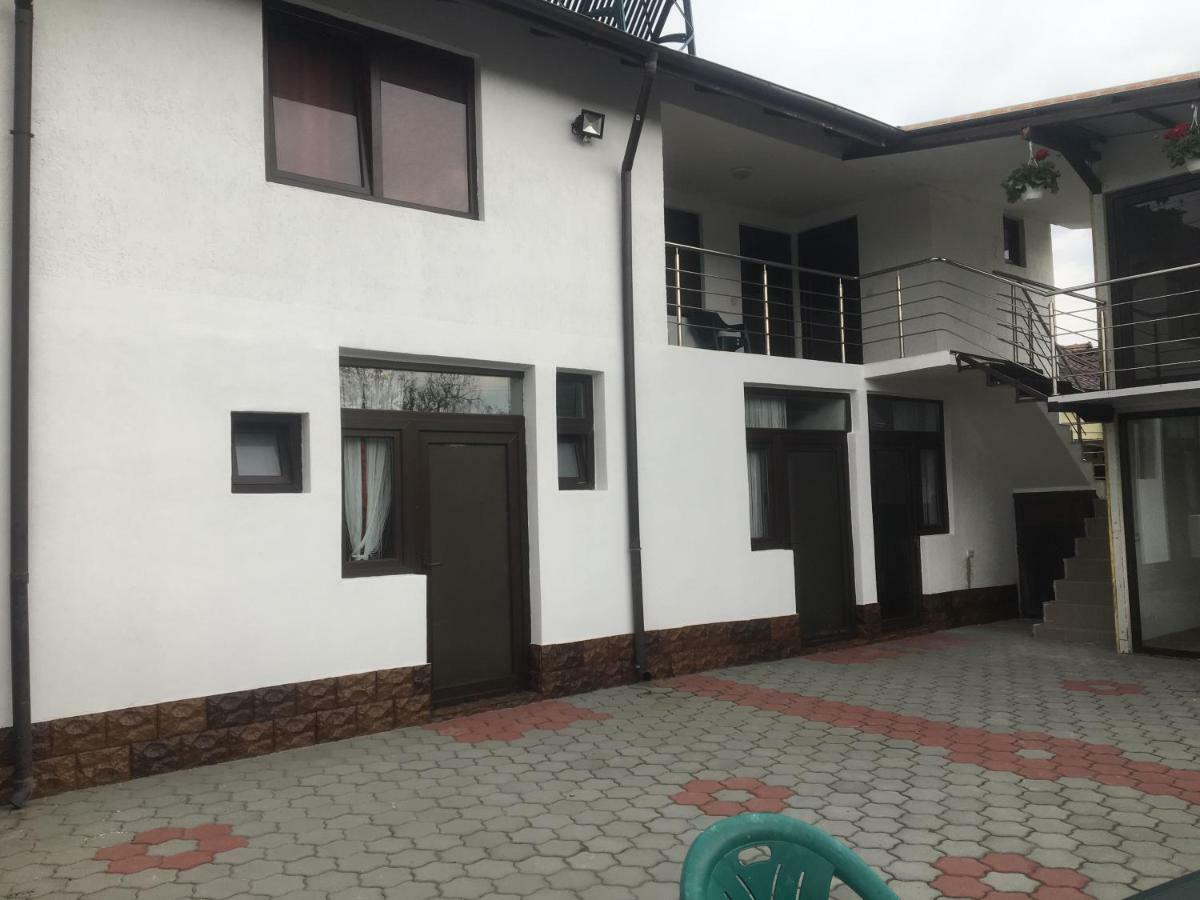 Hotel Laubert Călimăneşti Exterior foto