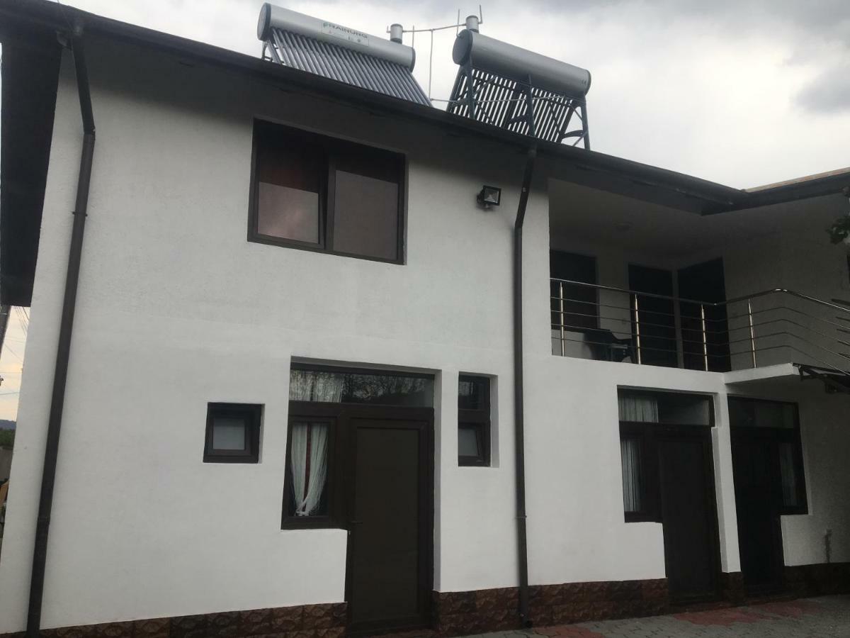 Hotel Laubert Călimăneşti Exterior foto